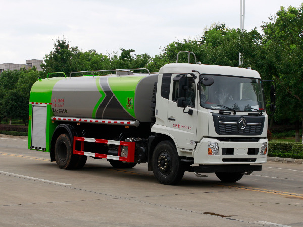 東風(fēng)天錦消防灑水車