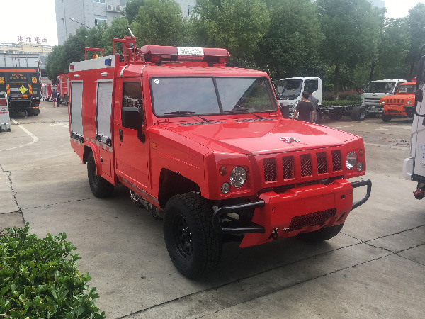 中小型水罐消防車