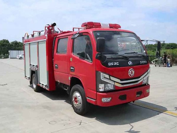 東風(fēng)2.5噸水罐消防車