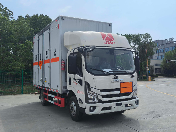 江鈴凱運(yùn)爆破器材運(yùn)輸車